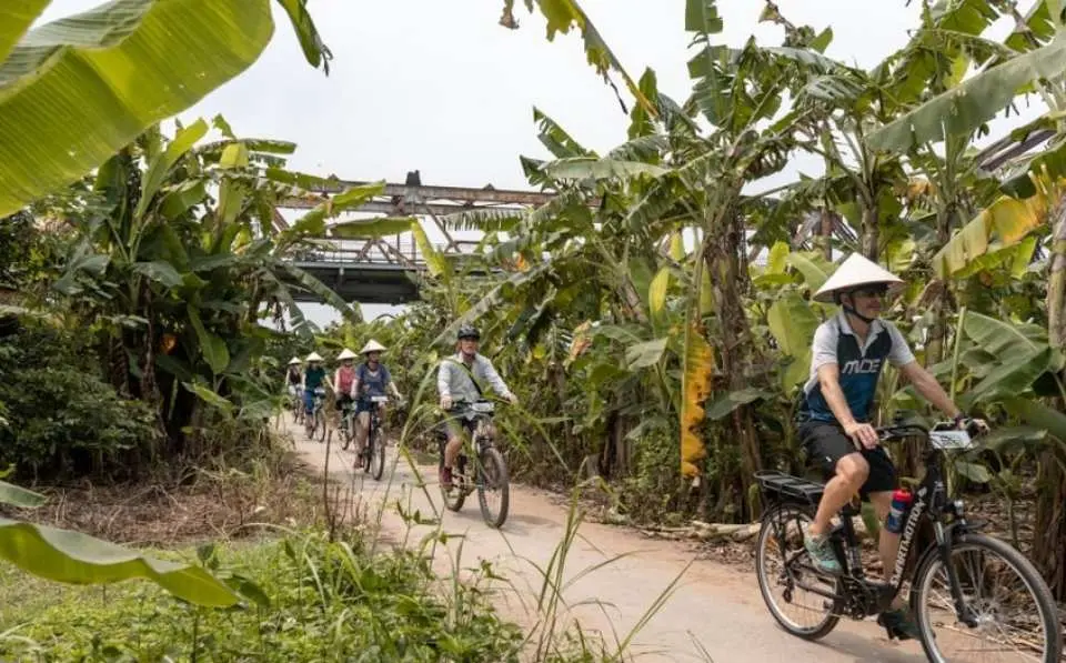 The Ultimate Guide to a Leisure Cycling Tour in Hanoi: Discovering the Soul of the City on Two Wheels